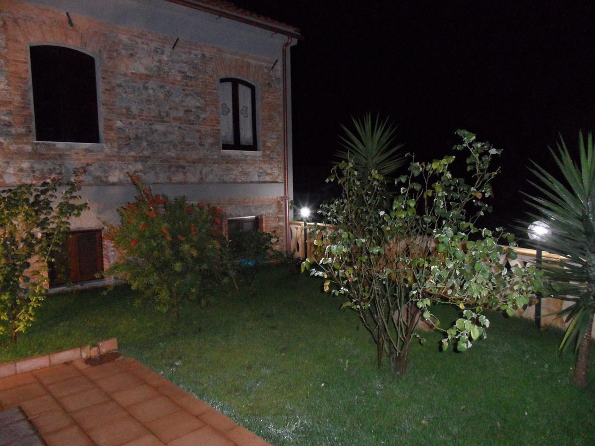 Bed&Breakfast Garrupa Marcellinara Bagian luar foto