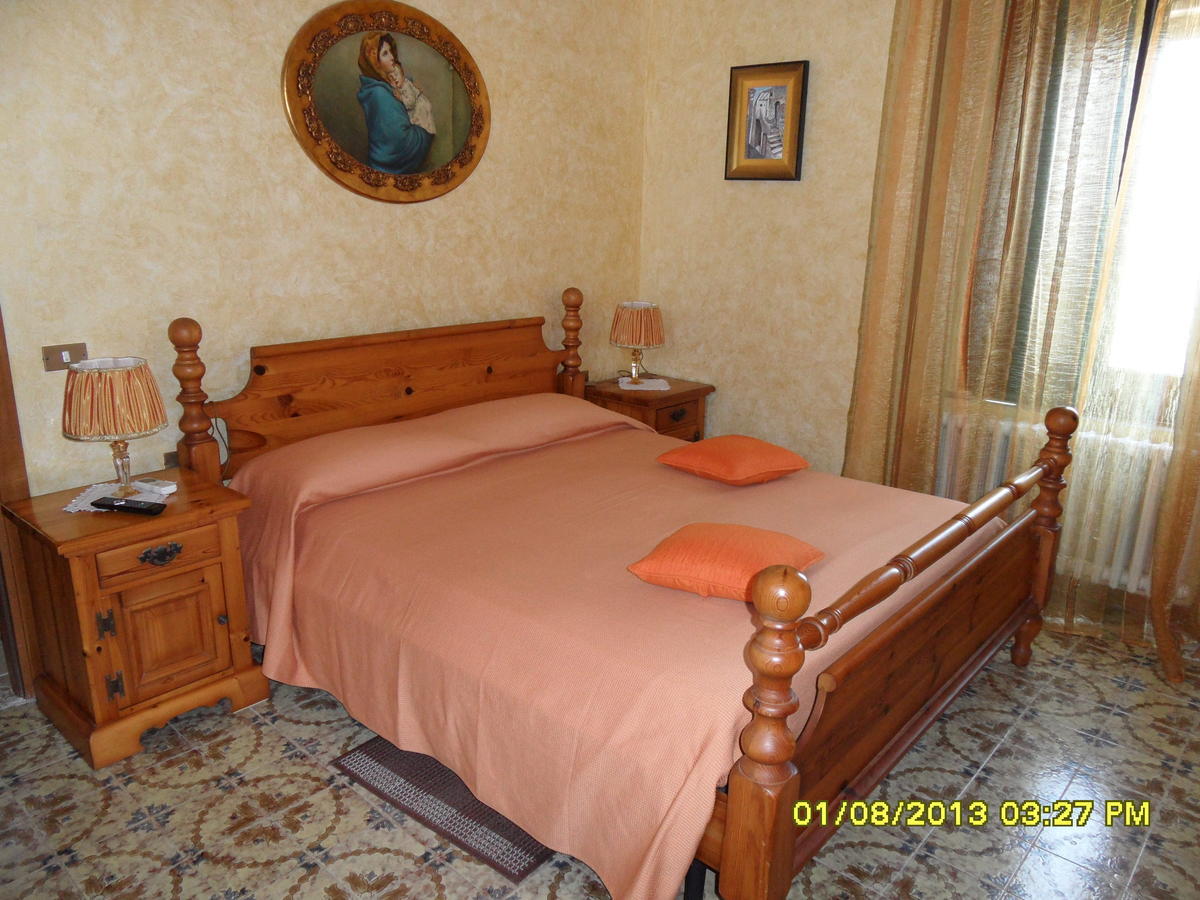 Bed&Breakfast Garrupa Marcellinara Ruang foto