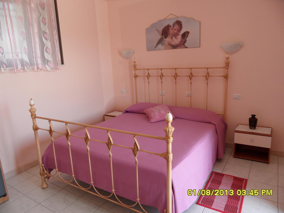 Bed&Breakfast Garrupa Marcellinara Ruang foto