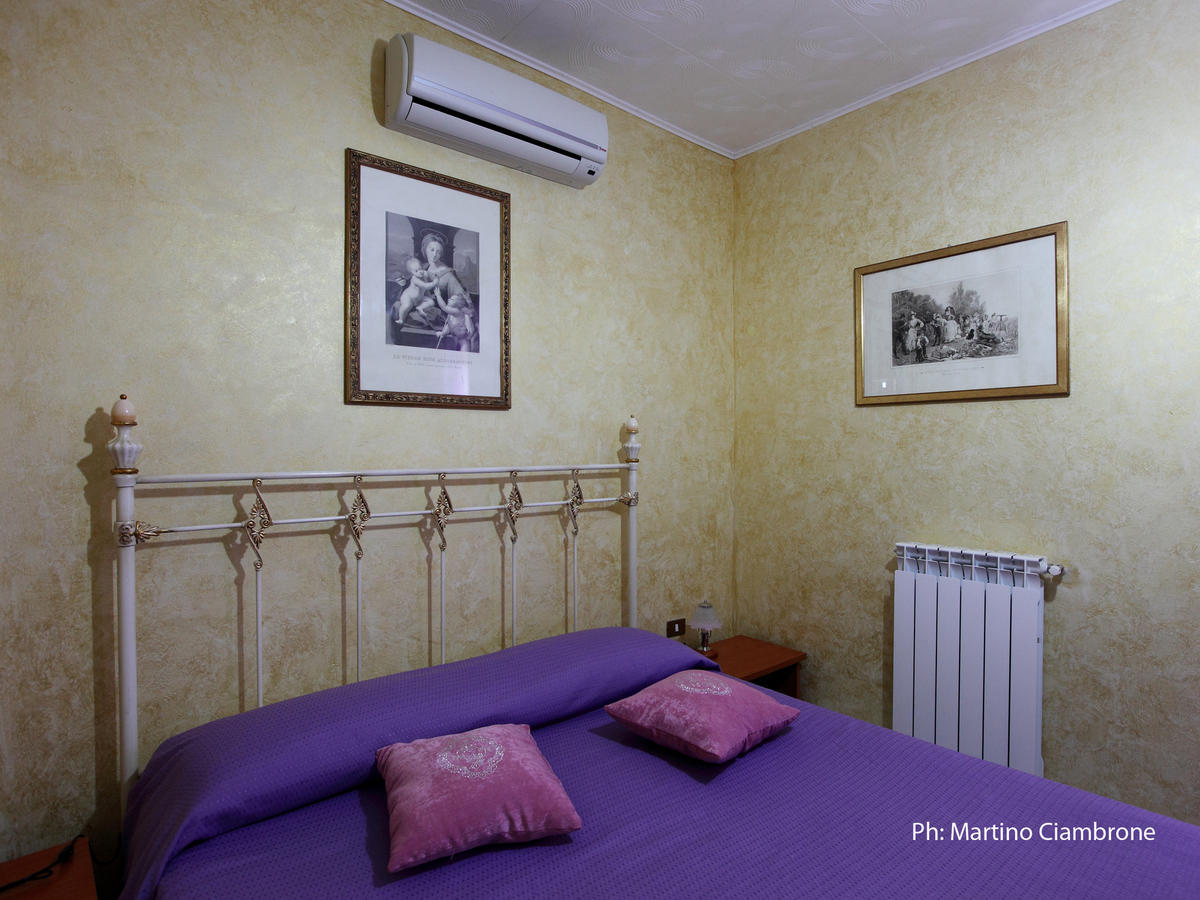 Bed&Breakfast Garrupa Marcellinara Ruang foto