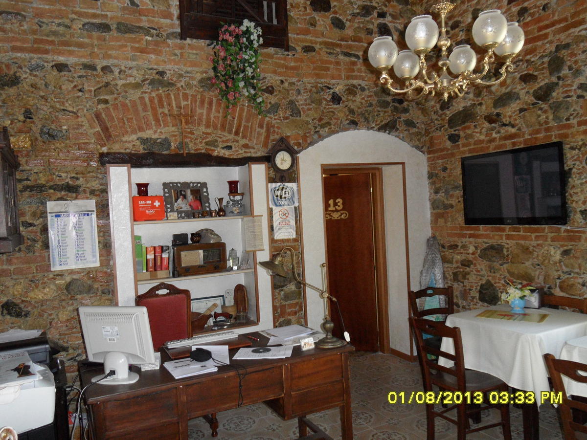 Bed&Breakfast Garrupa Marcellinara Bagian luar foto